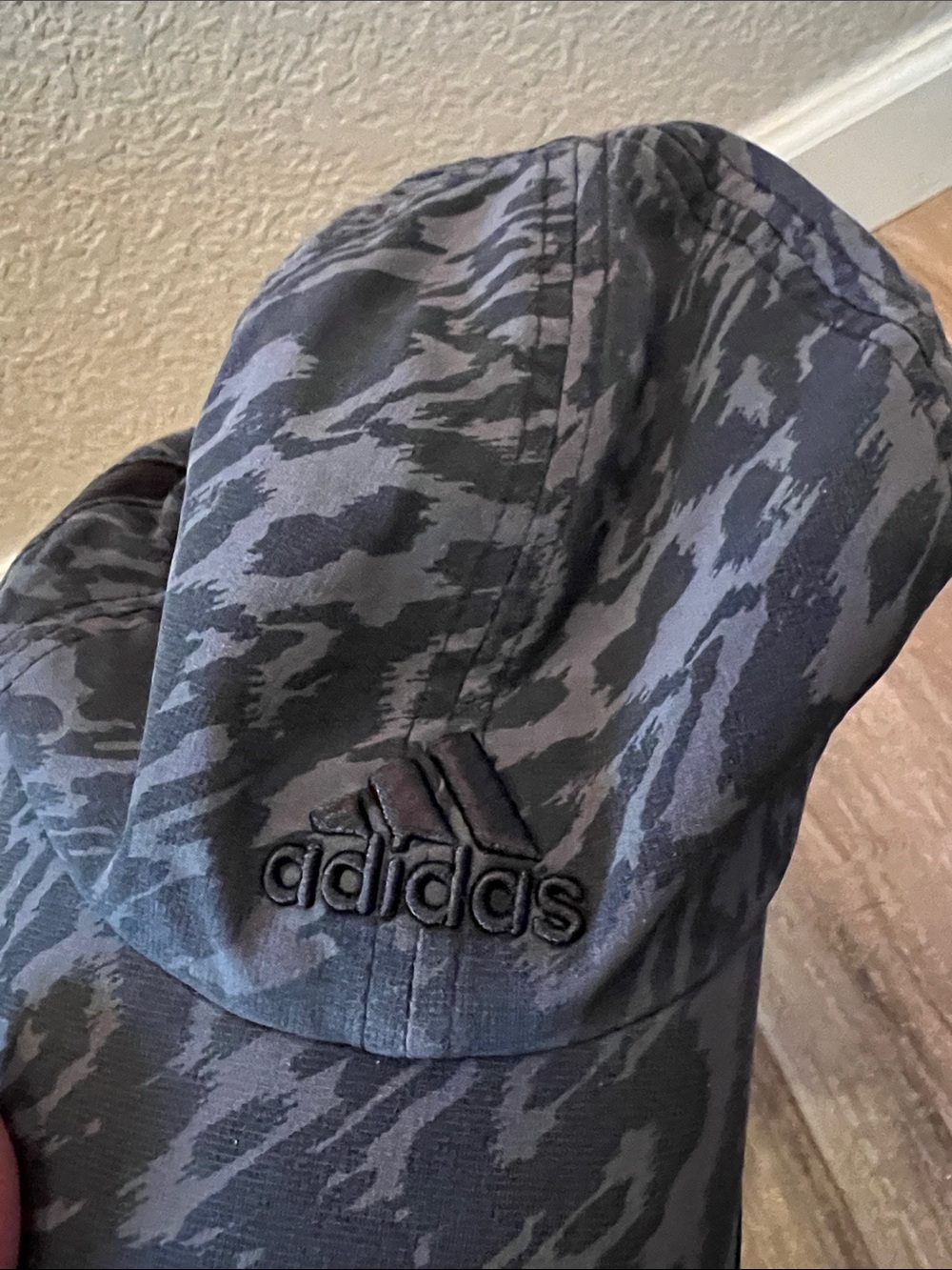 Adidas jogging hiking hat sports reflective band snug fit - Picture 3 of 3